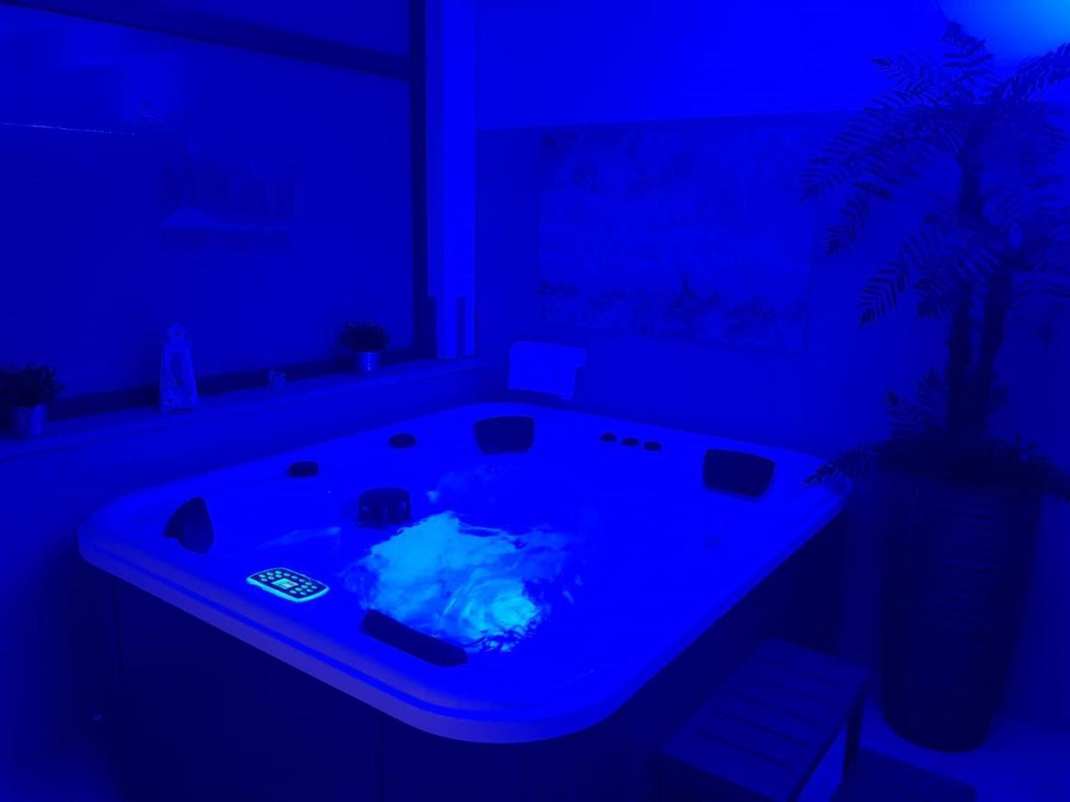 Magilu Case Con Jacuzzi Кастеламаре дел Голфо Екстериор снимка
